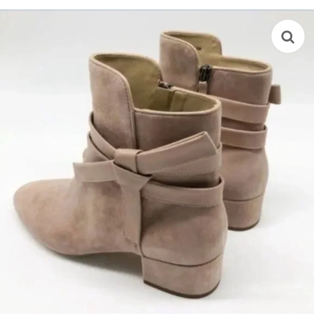 NWOT Entienne Aigner Tempest Suede Boot in Hazelnut w 1 3/4” Heel & Side Zip 8M - Picture 3 of 13